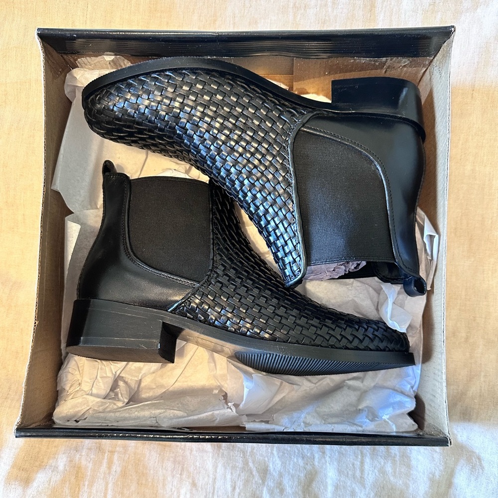 Medici booties
